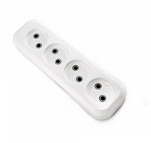 Колодка розеточная У4-О 4 гнезда/розетки без заземления LUX