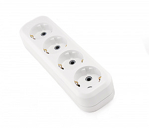 Колодка розеточная У4-Е четырехместная розетка с заземлением LUX